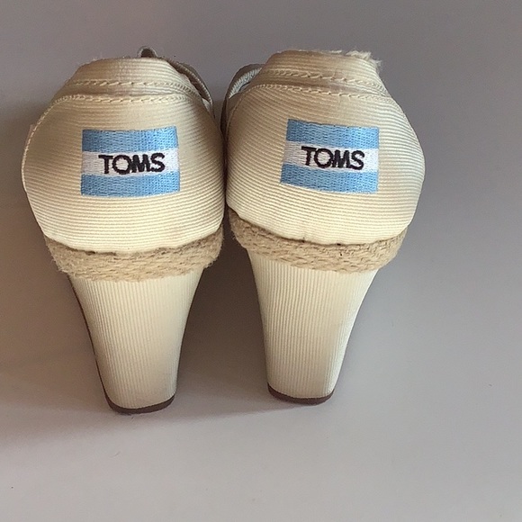 TOM’S Women’s Wedding Wedges Satin/Cream Peep Toe - Picture 4 of 9